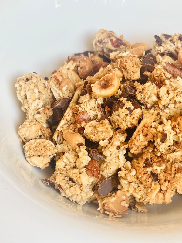 Chunky dark chocolate & mixed nut homemade granola — photo 3