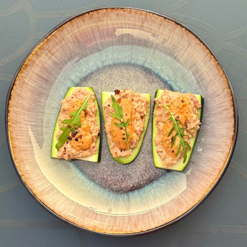 Provençal-style zucchini and tuna toasts — photo 2