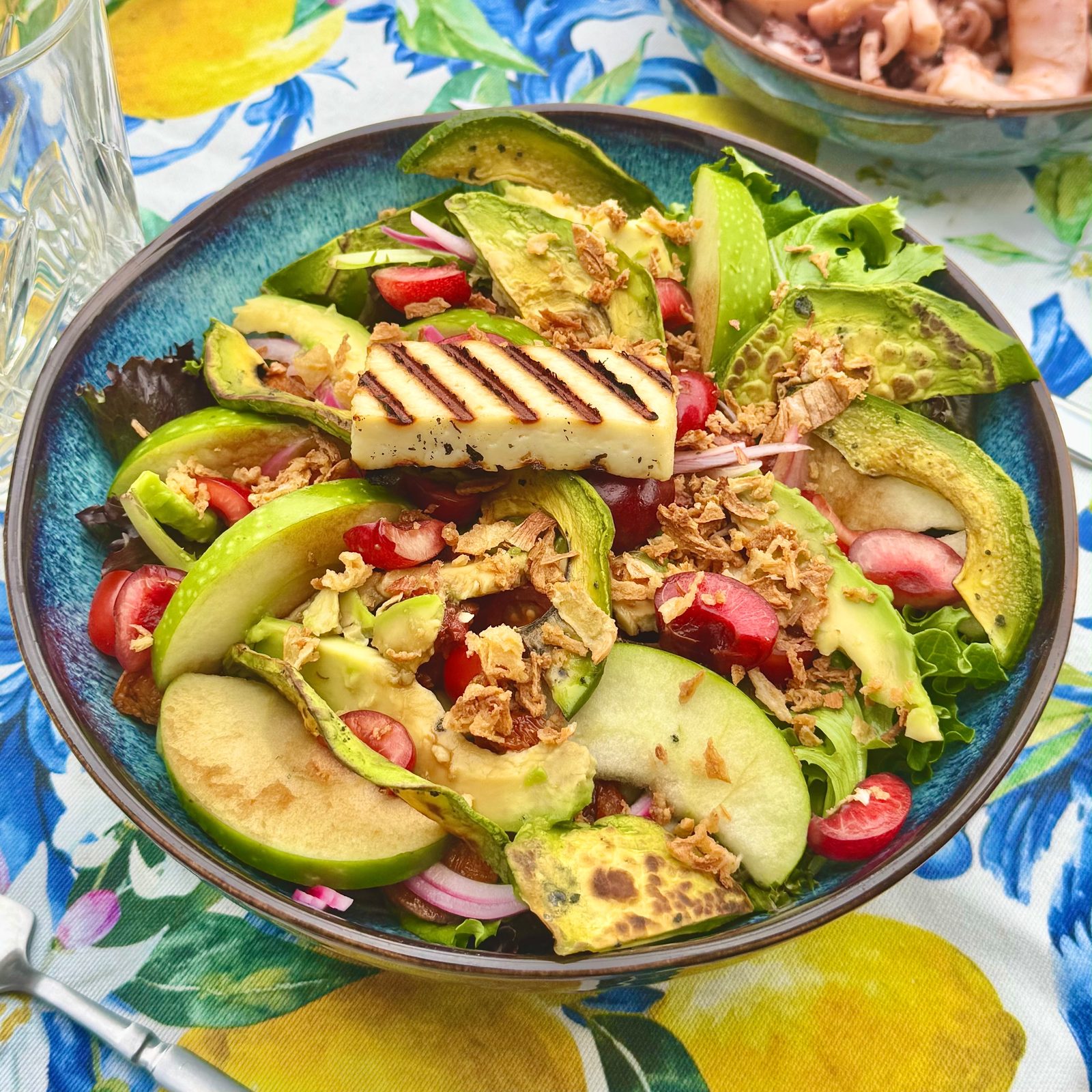 Summer mixed salad & cherry dressing